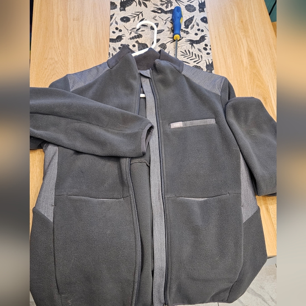 Figs Heather Dark Charcoal Medium On-Shift Sweater Knit Jacket